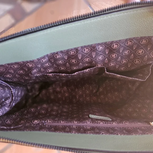 NWT London Fog Sophia Pebble Tote Olive Green 100th Anniversary - Picture 6 of 10